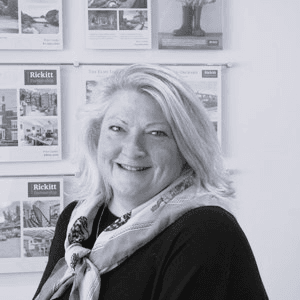 Lucy Probert